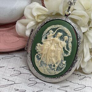 Silver Locket Setting Irish Dancers Muse Muses Three Cameo Mom Daughter Keepsake